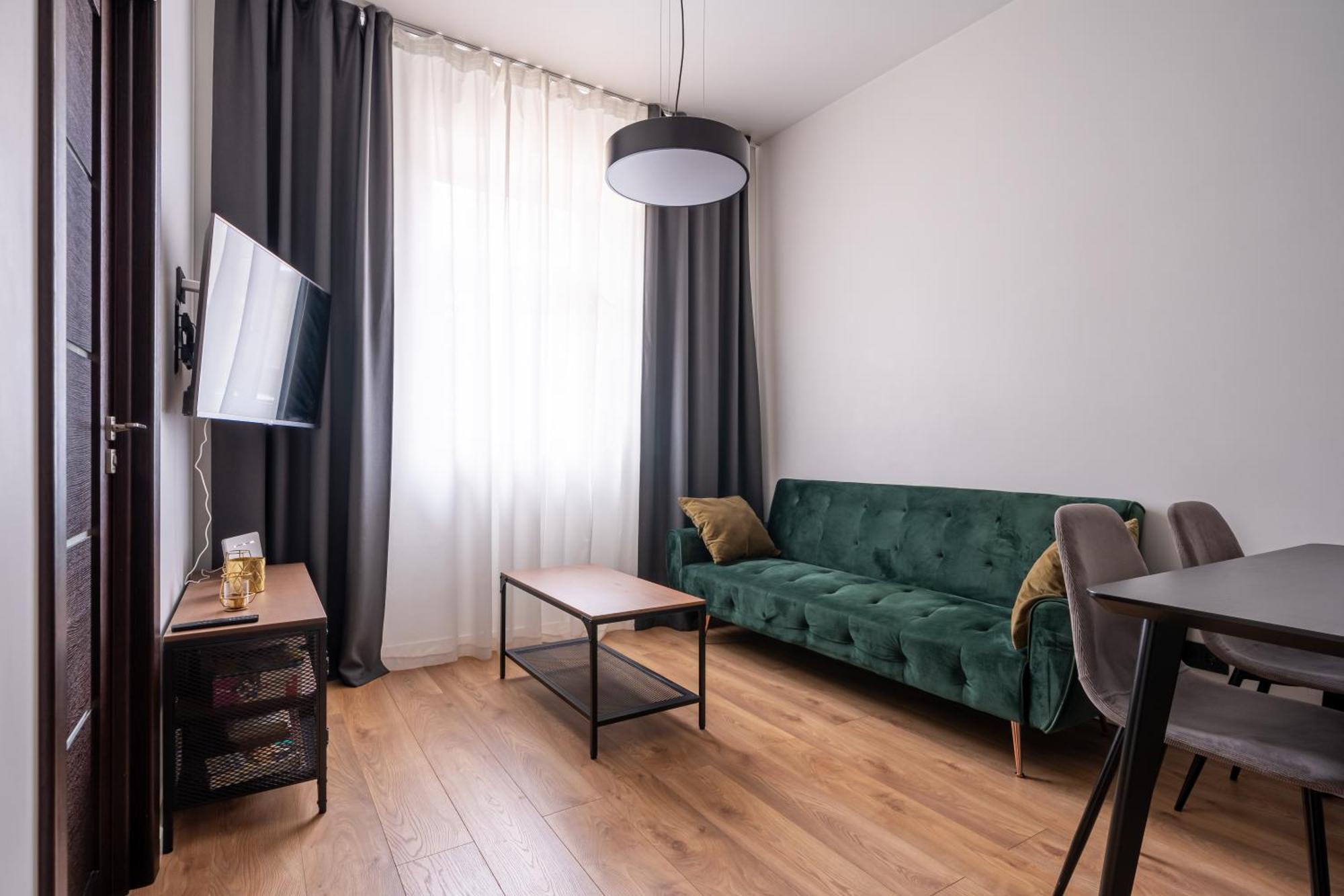 Lienes Iela Gem 1Br Apartment With Fireplace In Historic Unesco Center Riga Ngoại thất bức ảnh