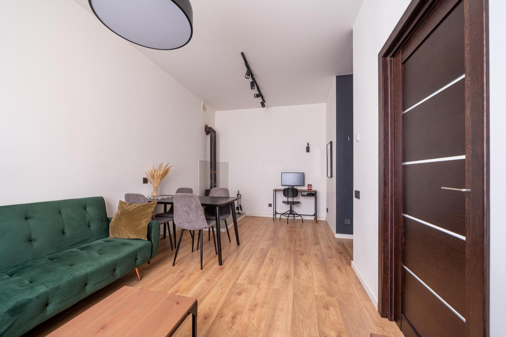 Lienes Iela Gem 1Br Apartment With Fireplace In Historic Unesco Center Riga Ngoại thất bức ảnh