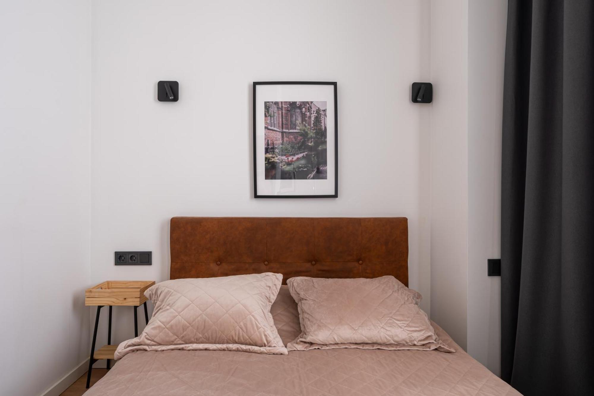 Lienes Iela Gem 1Br Apartment With Fireplace In Historic Unesco Center Riga Ngoại thất bức ảnh